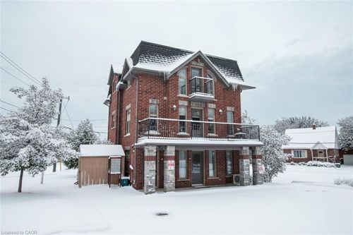 b-489 East Ave, Kitchener, ON, N2H0A8 | Card Image