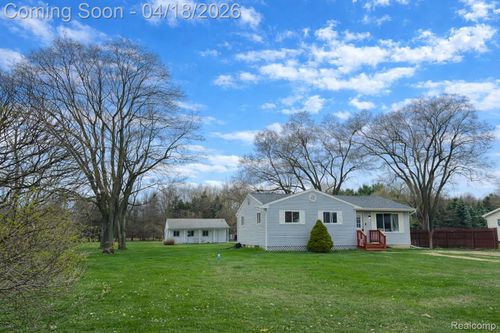 9035 N Linden Rd, Clio, MI, 48420-8582 | Card Image