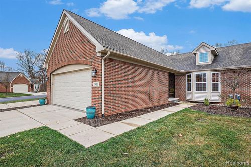 1902 Egret Pointe, Genoa Twp, MI, 48843 | Card Image