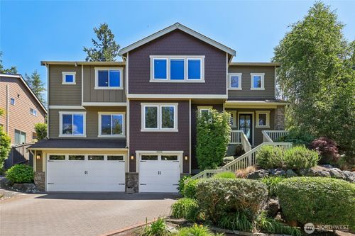 9055 Hargreaves Pl, Mukilteo, WA, 98275-3302 | Card Image