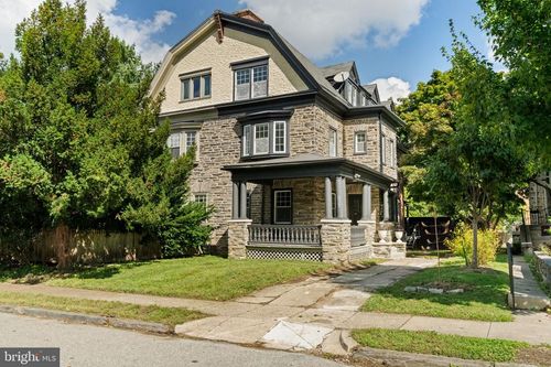 6923 Boyer St, PHILADELPHIA, PA, 19119-1909 | Card Image