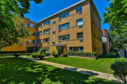 1n-2205 W Highland Ave, Chicago, IL, 60659-2164 | Card Image