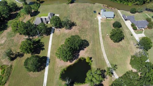 841 Poydras Bayou Dr, Port Allen, LA, 70767-5302 | Card Image