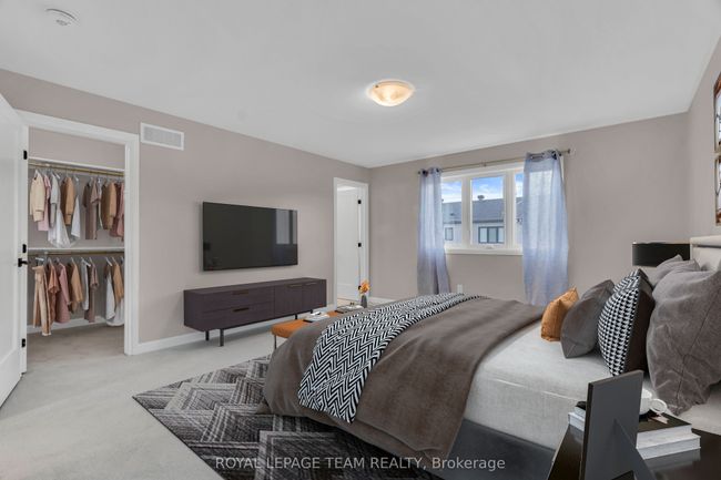 736 Cashmere Terr, House attached with 3 bedrooms, 4 bathrooms and 1 parking in Ottawa ON | Image 26