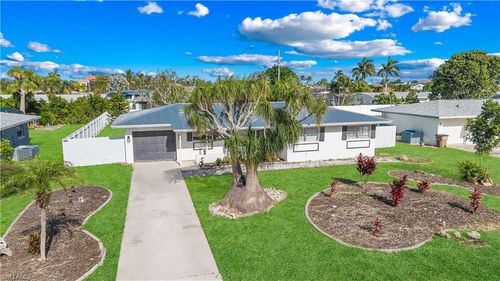 2627 Se 18th Pl, Cape Coral, FL, 33904-3221 | Card Image