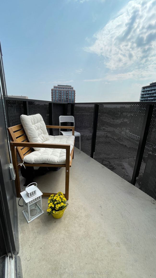 1022 - 30 Tretti Way, Condo with 1 bedrooms, 1 bathrooms and null parking in North York ON | Image 6