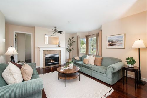 317-2020 Cedar Village Cres, North Vancouver, BC, V7J3P5 | Card Image