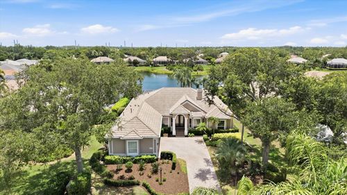 8160 Collingwood Ct, UNIVERSITY PARK, FL, 34201-2349 | Card Image