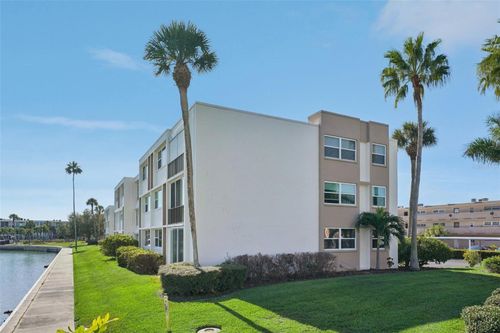 apt-203-7425 Bay Island Dr S, South Pasadena, FL, 33707-4533 | Card Image