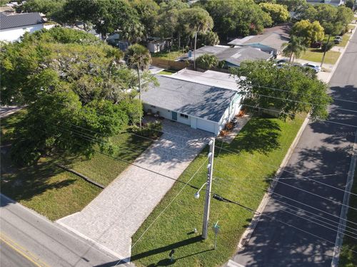 2309 Saxon Dr, NEW SMYRNA BEACH, FL, 32169-3334 | Card Image