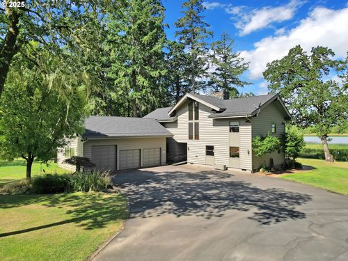 88800 Winter Ln, Veneta, OR, 97487-9641 | Card Image