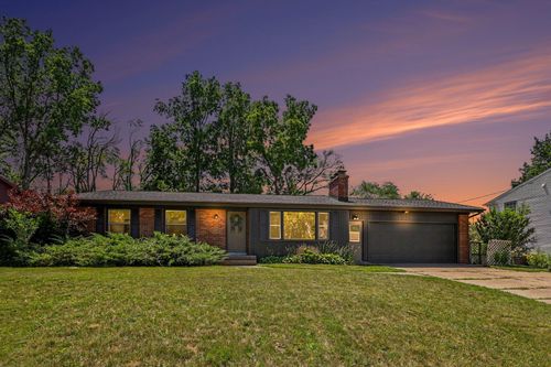 1628 Bridle Creek St Se, Kentwood, MI, 49508-4933 | Card Image