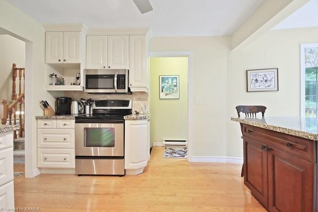 15 Bay St, House other with 2 bedrooms, 1 bathrooms and 5 parking in Newboro ON | Image 11