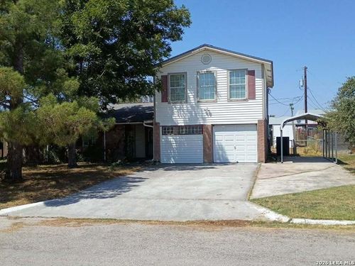 114 Danielle Dr, Del Rio, TX, 78840-2842 | Card Image