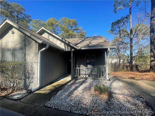 5734 Waters Edge Dr, Fayetteville, NC, 28314-1055 | Card Image