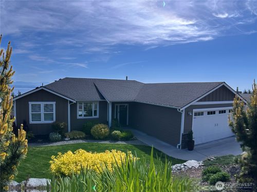 1037 Lightning Way, Camano Island, WA, 98282-8349 | Card Image