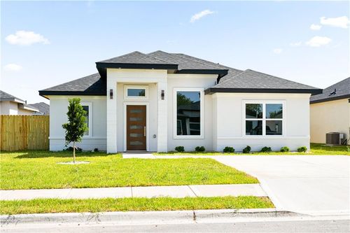 1204 E Boxwood Ave, San Juan, TX, 78589-2499 | Card Image