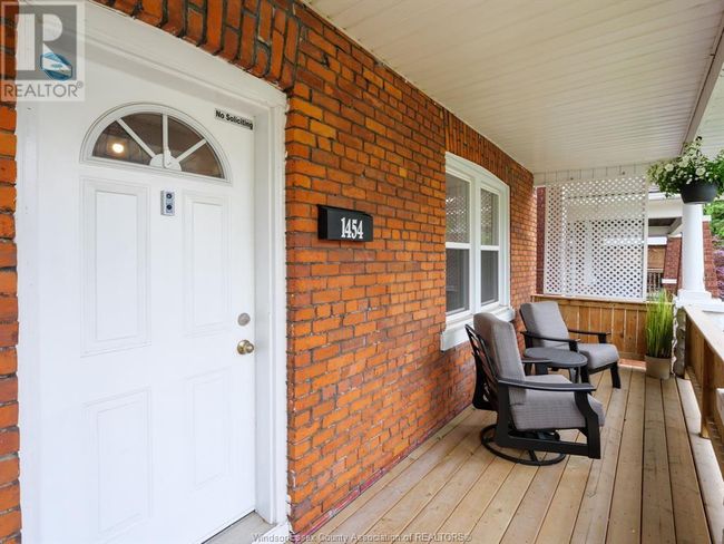 1454 Moy Ave, House other with 5 bedrooms, 2 bathrooms and null parking in Windsor ON | Image 4