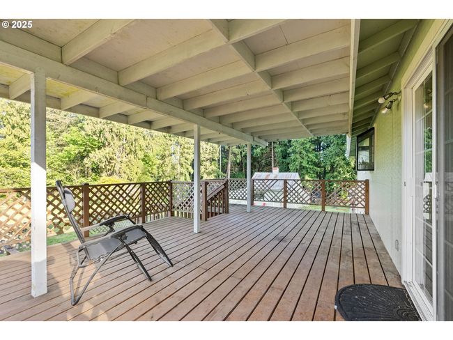 22400 S Evergreen Dr, House other with 5 bedrooms, 3 bathrooms and 2 parking in Beavercreek OR | Image 5