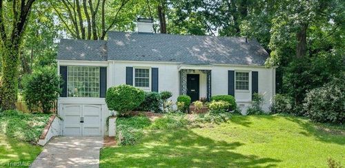 305 W Avondale Dr, Greensboro, NC, 27403-1049 | Card Image