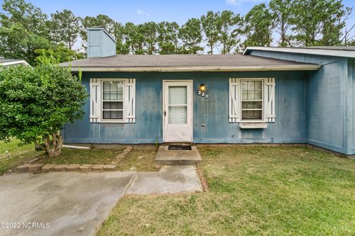 228 Cedar Creek Dr, Jacksonville, NC, 28540-4066 | Card Image