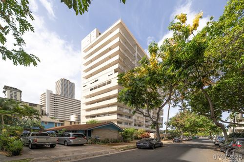 apt-501-419 Keoniana St, Honolulu, HI, 96815-2007 | Card Image