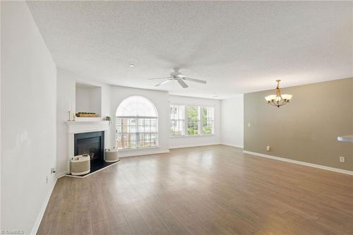 apt-2a-4290 Cedarcroft Ct, Greensboro, NC, 27409-9217 | Card Image