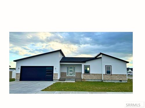 39 N N Currant Ln, Rigby, ID, 83442-5784 | Card Image
