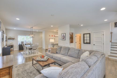 1904 3rd Ave N, Nashville, TN, 37208 | Card Image