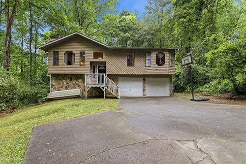 3055 Malvern Dr, Snellville, GA, 30039-6187 | Card Image