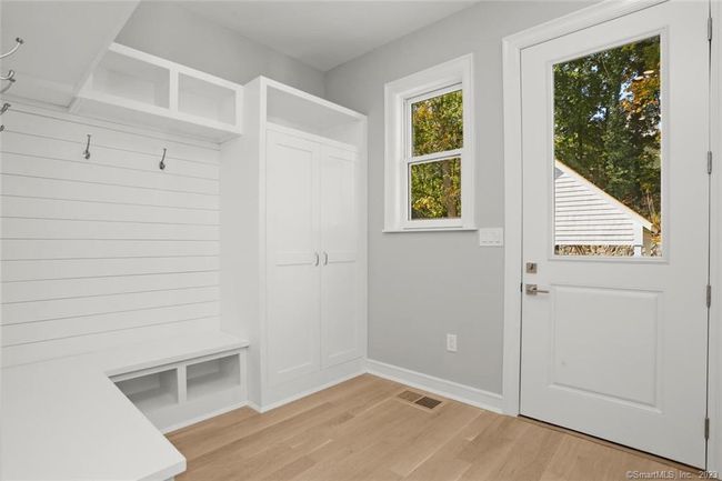 26 Sinawoy Rd, House other with 4 bedrooms, 5 bathrooms and 3 parking in Cos Cob CT | Image 10