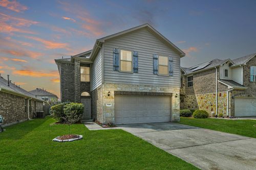 5218 Misty Ln, Bacliff, TX, 77518-2183 | Card Image