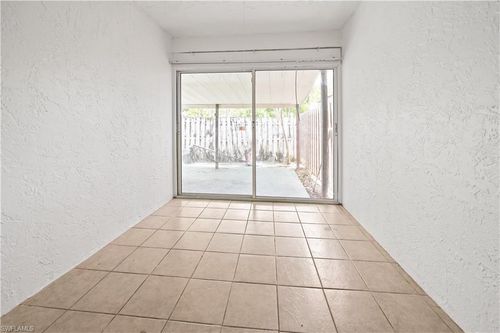 5078 Amber Ln, Lake Worth, FL, 33463 | Card Image