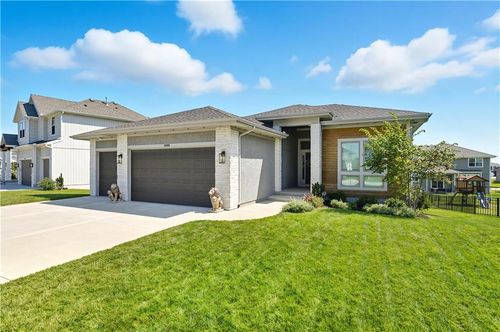 13405 177th Ter, Bucyrus, KS, 66013 | Card Image