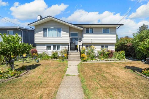 1121 Prairie Ave, Port Coquitlam, BC, V3B1S7 | Card Image