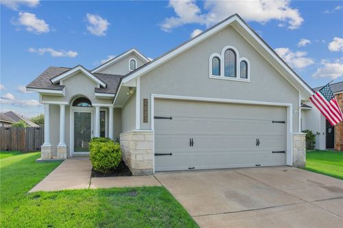 2023 Turning Leaf Dr, Bryan, TX, 77807-5118 | Card Image