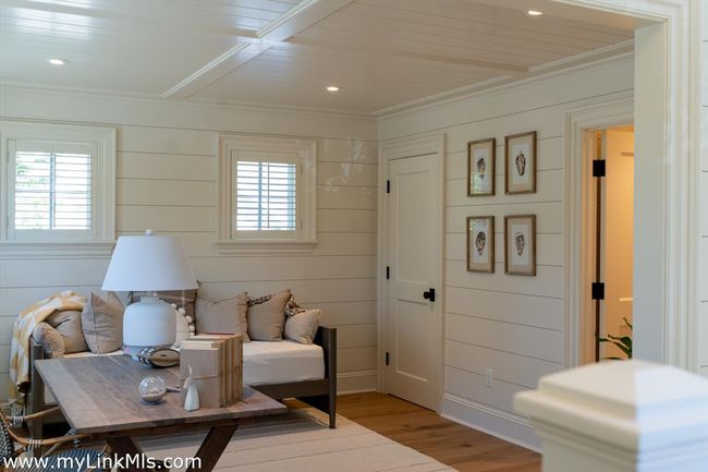 43 Peases Point Way S, House other with 4 bedrooms, 7 bathrooms and null parking in Edgartown MA | Image 30