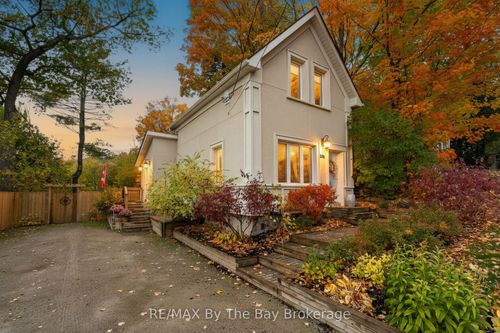 206 Centennial Dr, Midland, ON, L4R5J4 | Card Image