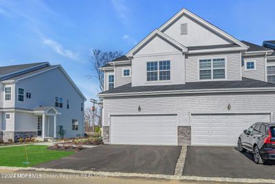 301 Pilot Street, Condo with 3 bedrooms, 3 bathrooms and null parking in Marlboro NJ | Image 3