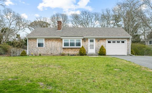 10 Eastover, South Dennis, MA, 02660-3304 | Card Image