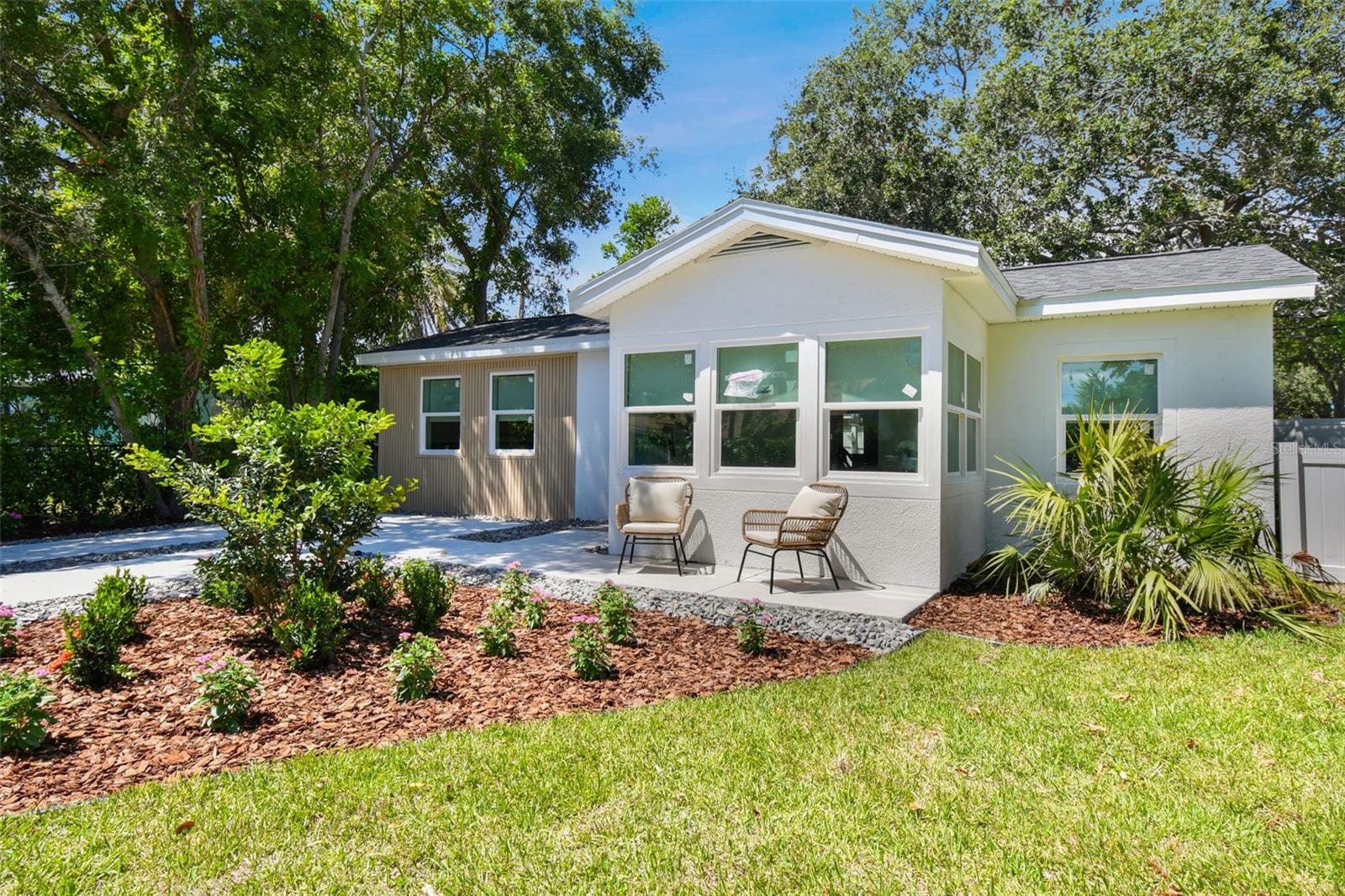 Lexington St, Dunedin, FL 34698