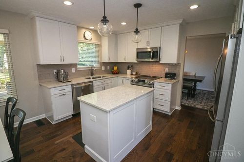 6955 Grand Oaks Ct, Mason, OH, 45040-2713 | Card Image