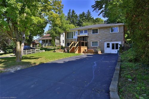 73 Milton St, New Hamburg, ON, N3A1N7 | Card Image