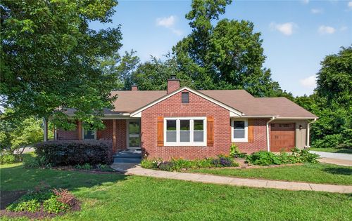 510 S Fairplay St, Seneca, SC, 29678-3920 | Card Image