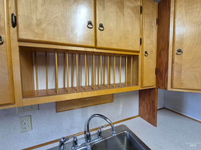 602 7 Th Ave W, House other with 3 bedrooms, 2 bathrooms and 2 parking in Gooding ID | Image 27