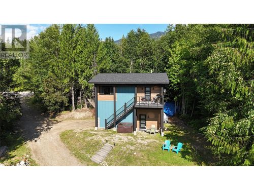 475 Galena Shores Drive, Galena Bay, BC, V0G1R0 | Card Image