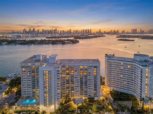 apt-910-1000 West Ave, Miami Beach, FL, 33139-4723 | Card Image