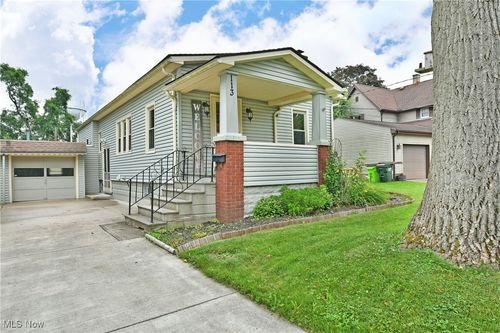 113 W Church Street, Newton Falls, OH, 44444 | Card Image