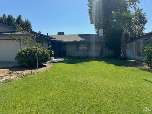 4309 Starling Dr, Bakersfield, CA, 93309-7205 | Card Image