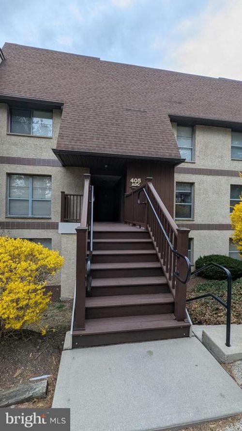 apt-d-405 Shawmont Ave, PHILADELPHIA, PA, 19128-4037 | Card Image